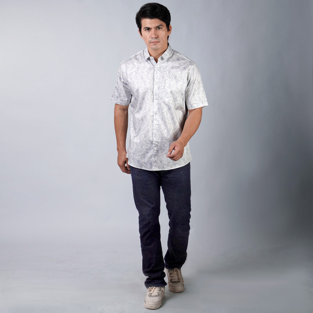 Kemeja Batik Sagara Lengan Pendek 200 White Blue