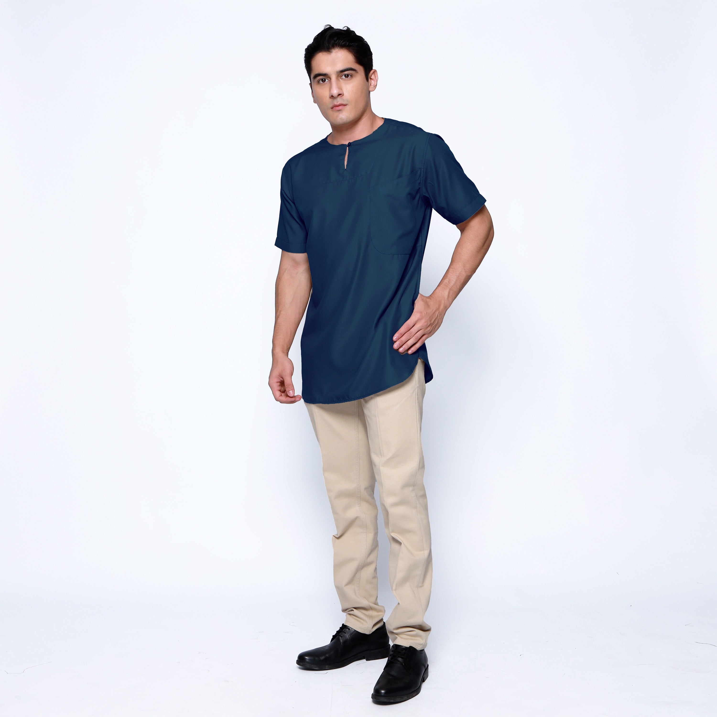Kurta Umar Solid Lengan Pendek 3003 Navy