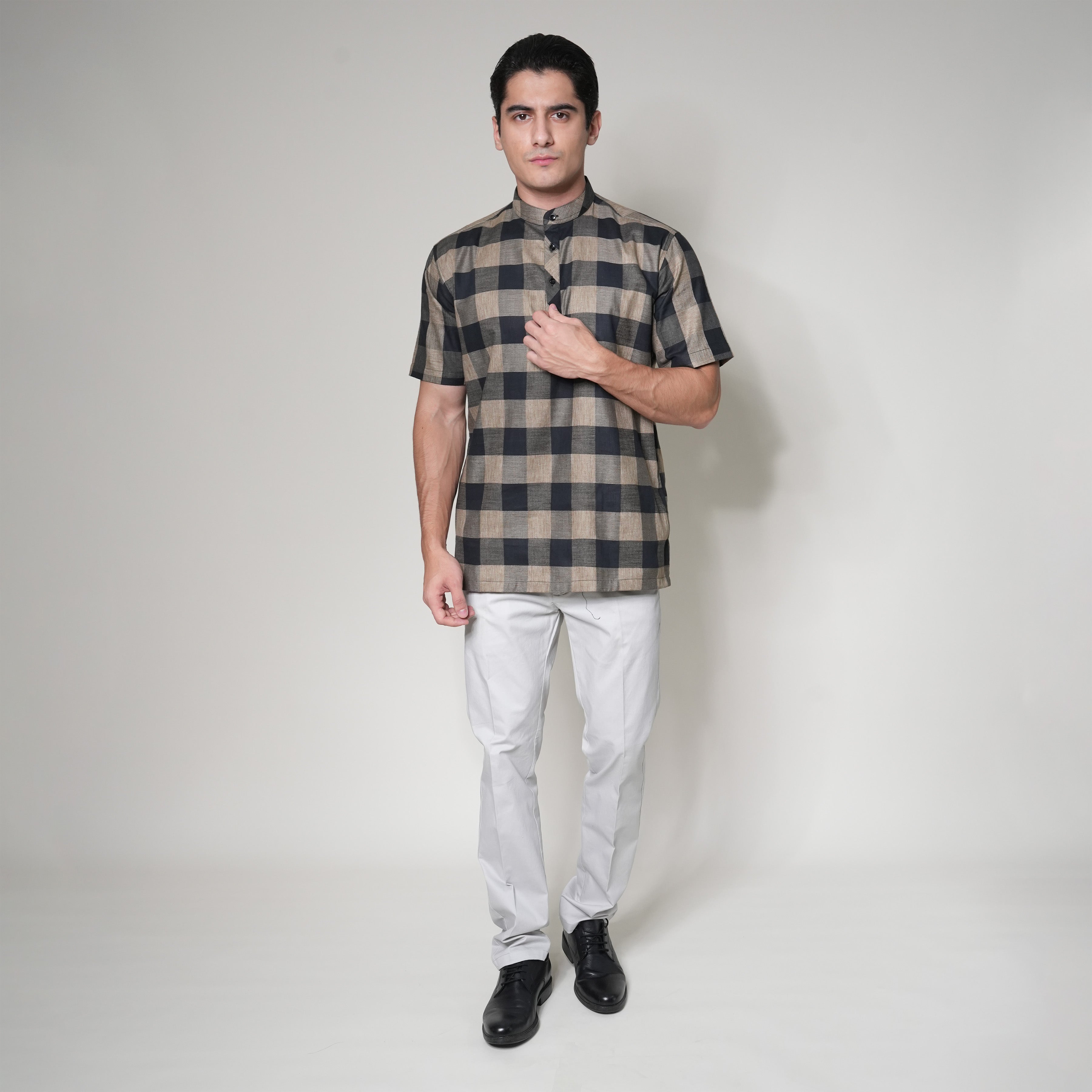 Koko Izhan Lengan Pendek 4124 Brown