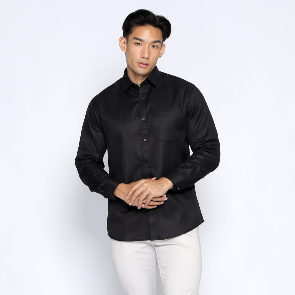 Kemeja Eldric Lengan Panjang 7757 Black