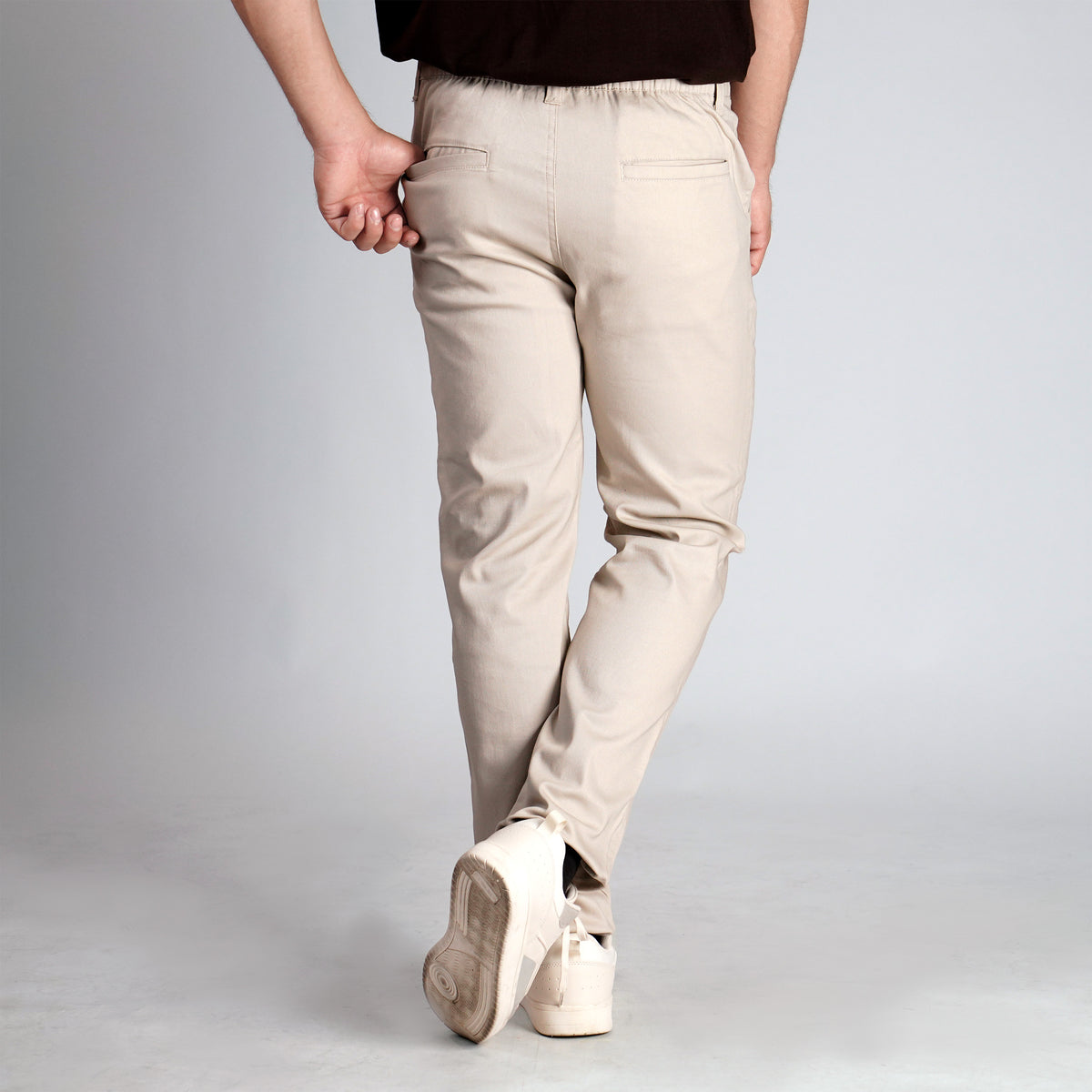 Alterra x Casella Celana Panjang Chinos Stretch Regular Fit Cream