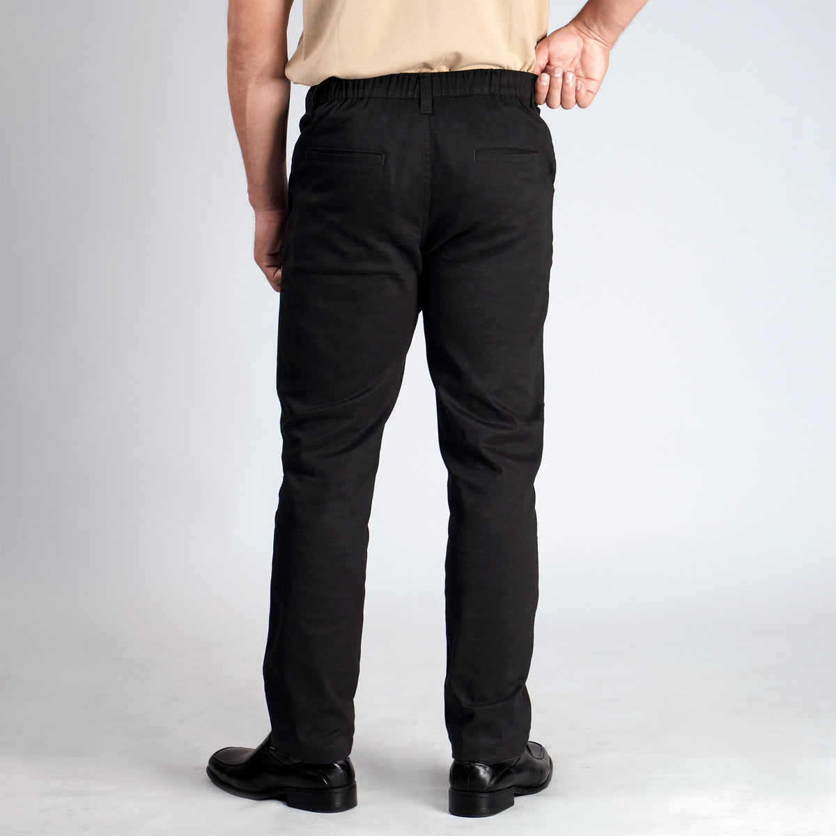 Alterra x Casella Celana Panjang Chinos Stretch Regular Fit Black