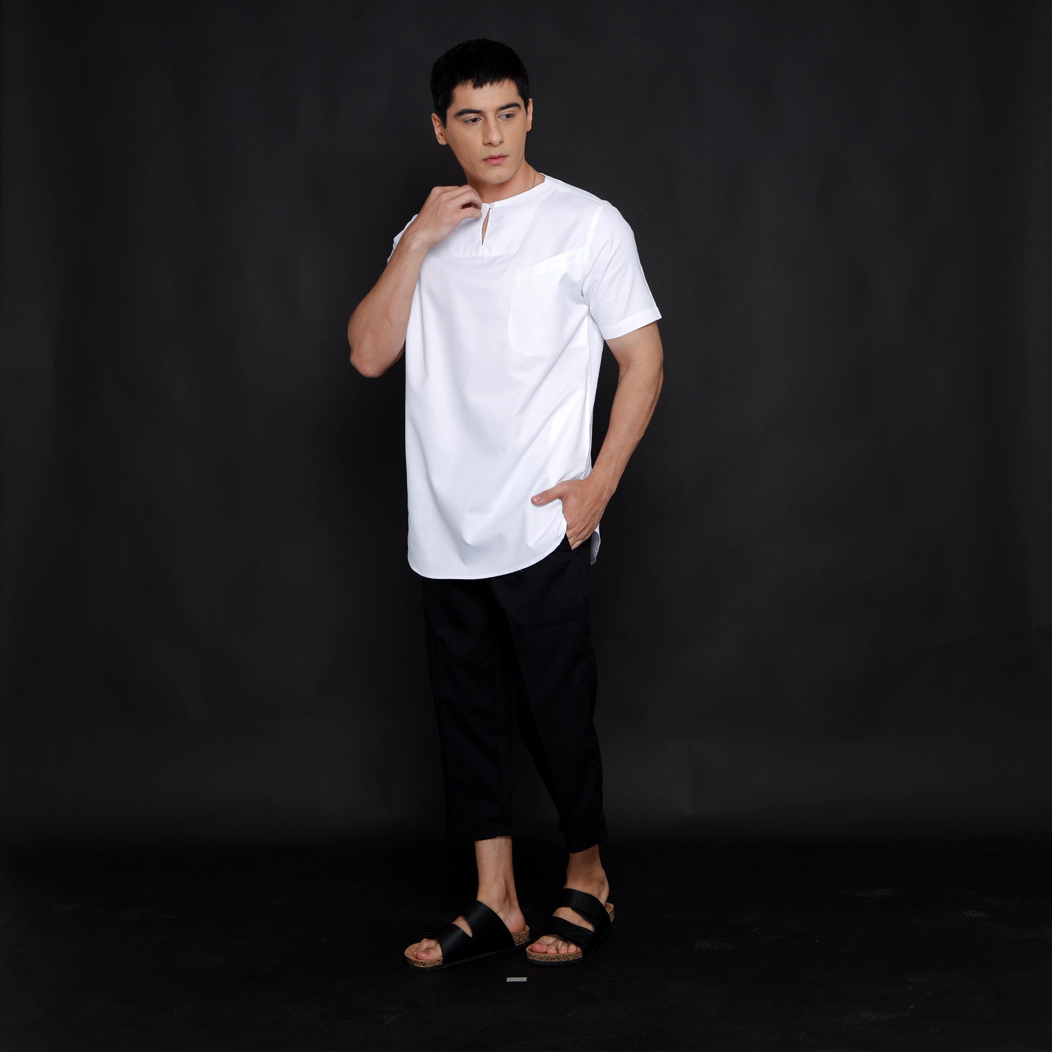 Kurta Umar Solid Lengan Pendek 3003 White